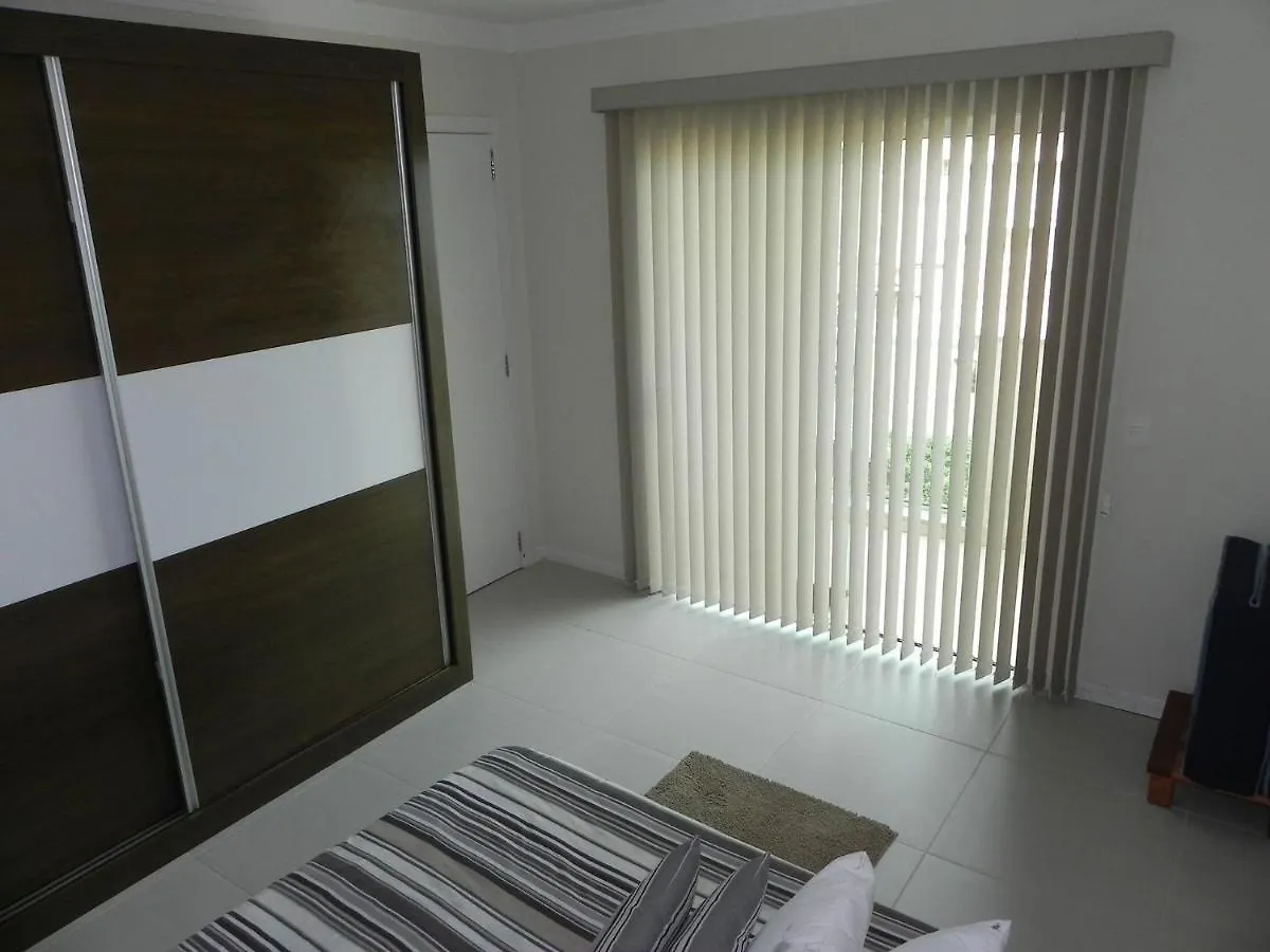 1022 - Apartamento Com Vista Para O Mar De Bombinhas - Residencial Areia Branca Apto 301 Apartment Brazil